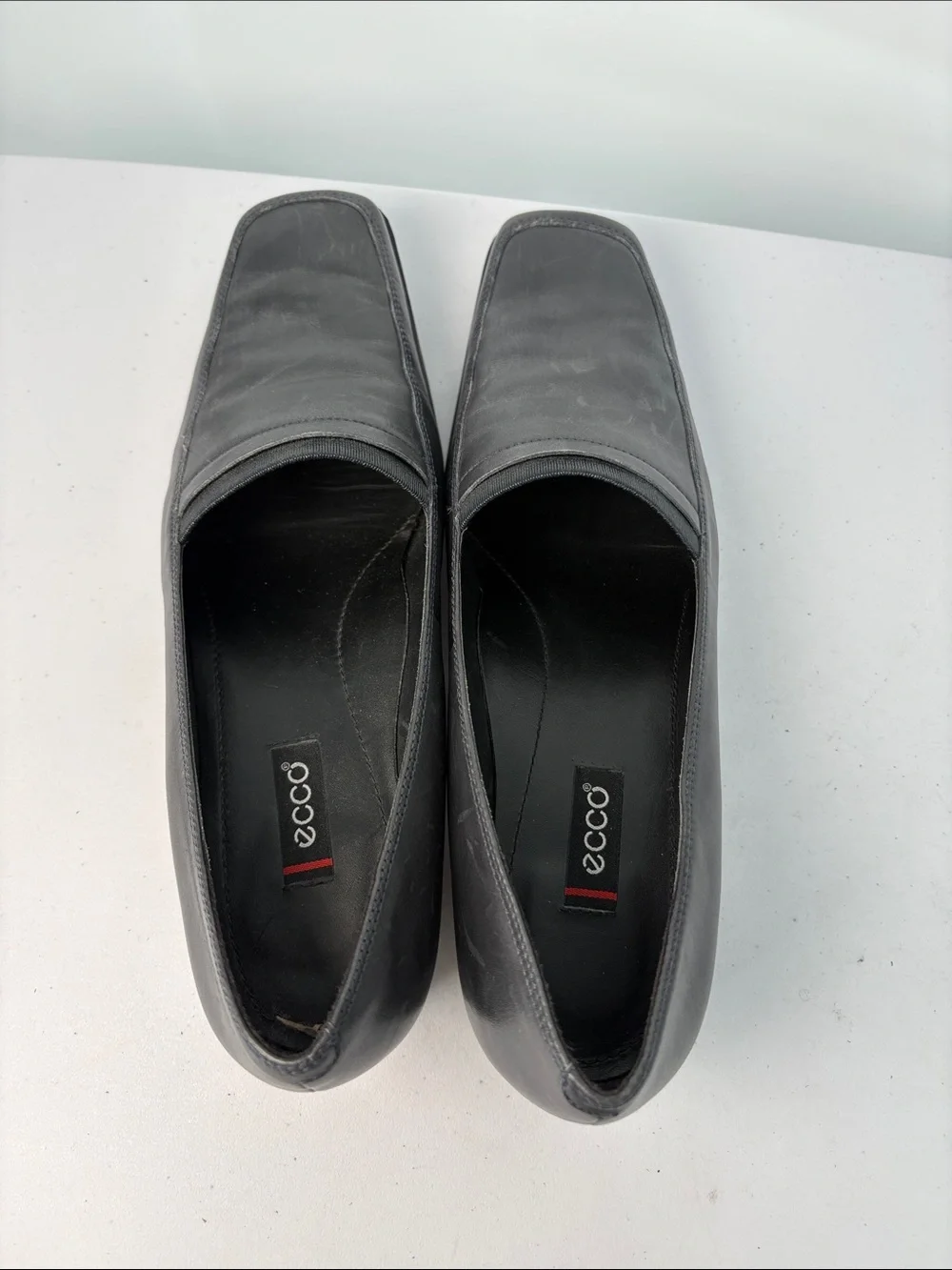 🐾 Ecco  Leather navy Slip-On  Loafers